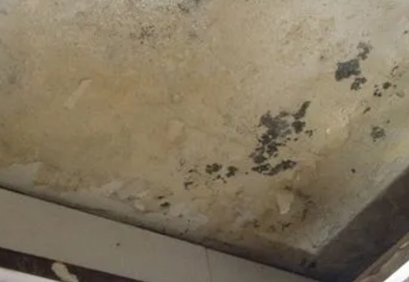贵州阳台漏水维修公司分享下贵州卫生间渗水维修需要注意哪些问题。